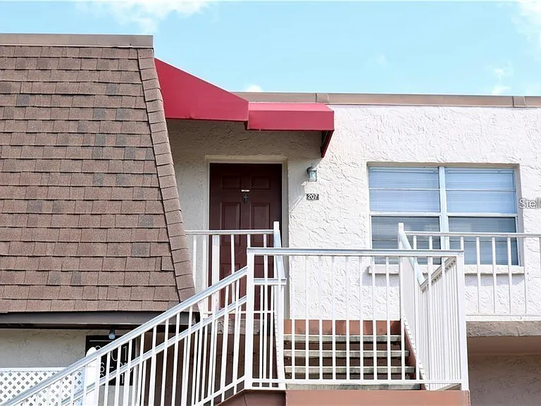 9101 W Hillsborough Ave #I207 — Photo 3
