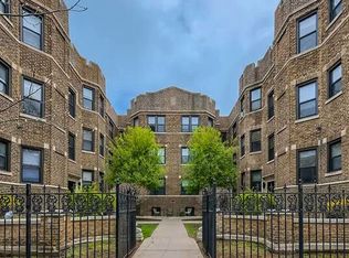 637 W Cornelia Ave #2B-1BA-700SQFT, Chicago, IL 60657