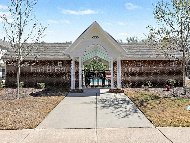 9315 Grand Valley Dr — Photo 42