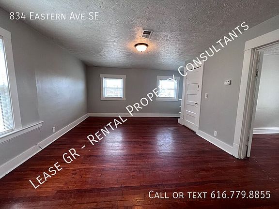 3rd image of 834 Eastern Ave SE