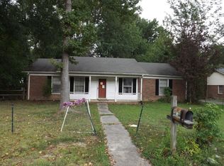 2101 Bracyridge Rd, Greensboro, NC 27407