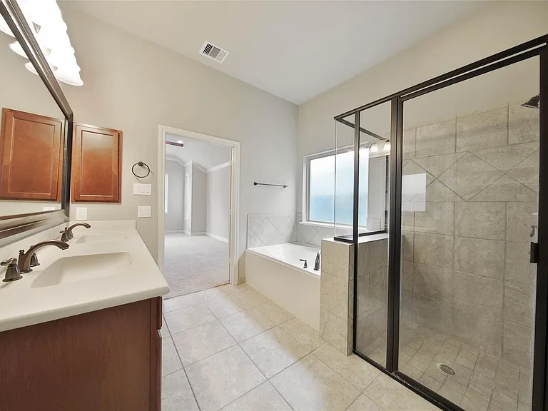 78 Hearthshire Cir — Photo 21