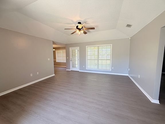 2nd image of 521 Hamilton Blvd