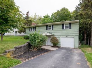 114 Richards Rd, Camillus, NY 13031