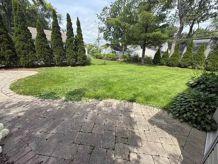 1846 Oakshire Ave — Photo 25