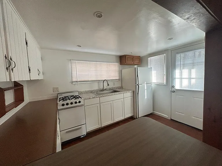 25055 Marion Ridge Dr #3 — Photo 12