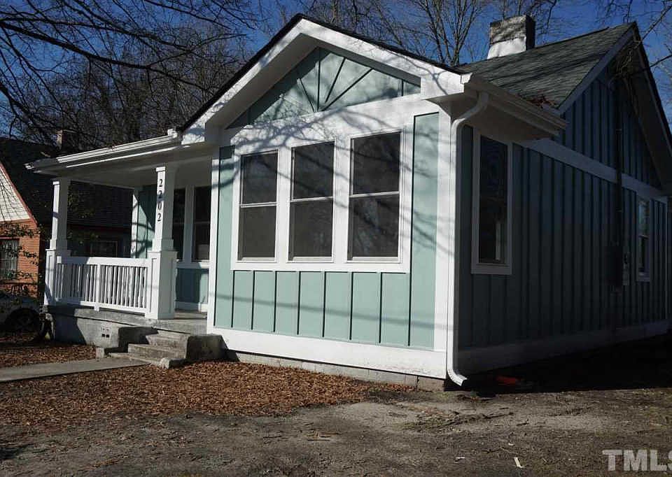 2nd image of 2202 Chautauqua Ave