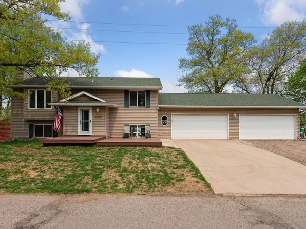 11949 Hickory St, Zimmerman, MN 55398