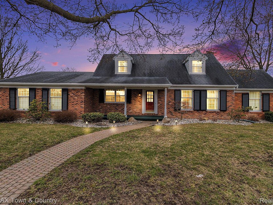 1st image of 730 Birchwood Dr