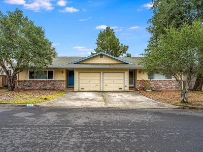 420-422 Pheasant Ln, Santa Rosa, CA, 95403