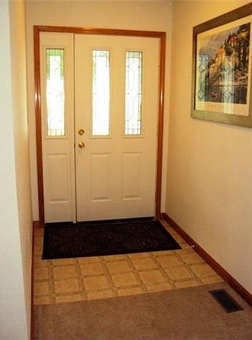 2nd image of 5452 Cowan St