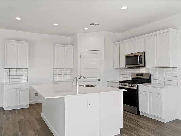 12437 W Old Farm Dr — Photo 7
