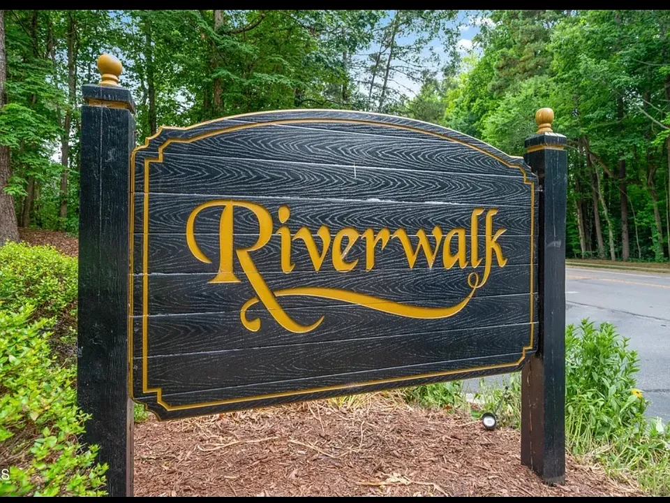 100 Riverwalk Cir #1