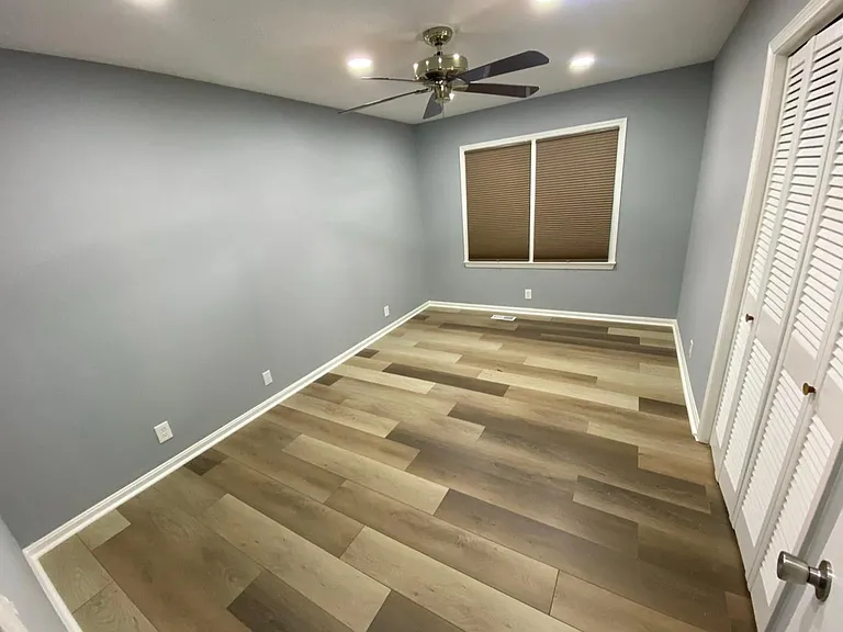 5005 Northwood Lake Dr W — Photo 3