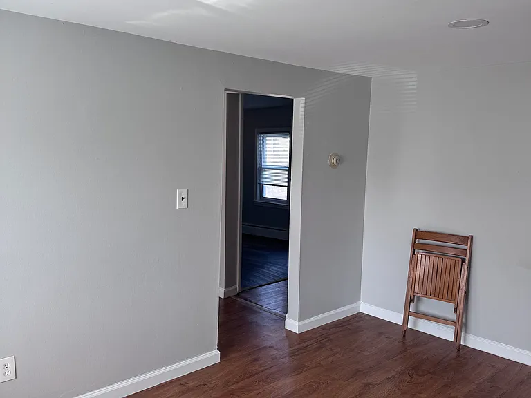 51045 Ashley St #4 — Photo 3