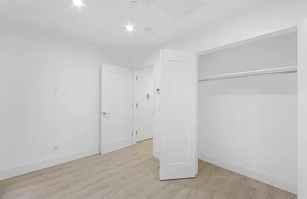 Rented by Oxford Property Group | media 29