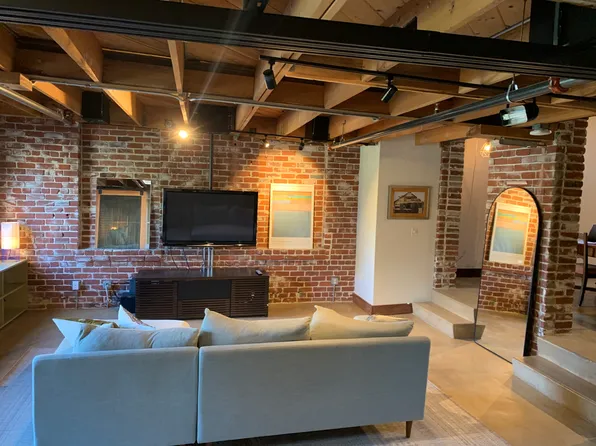1725 14th St APT 210, Sacramento, CA 95811