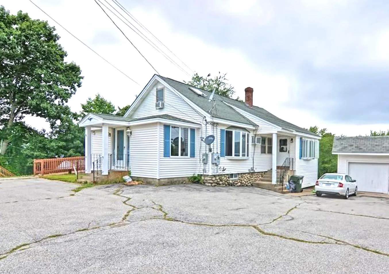 423 Main St — Photo 1