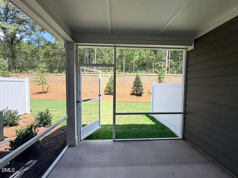 228 Deercroft Dr — Photo 22