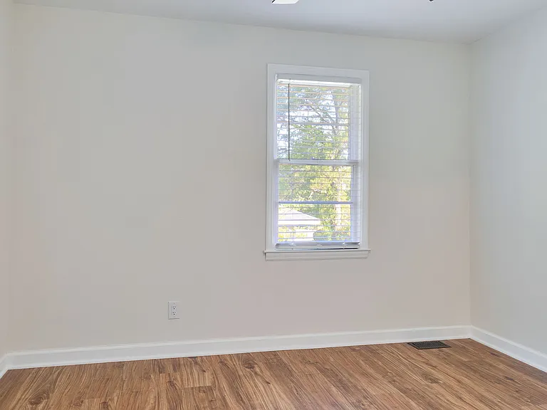 116 Westview Blvd — Photo 16
