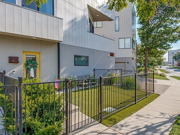5th image of 4608 Coles Manor Pl #201