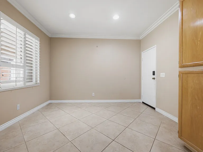 10940 Ivy Hill Dr #3 — Photo 7