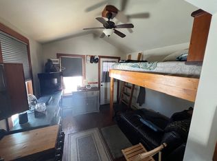 431 Ocean Grove Ave, Swansea, MA 02777