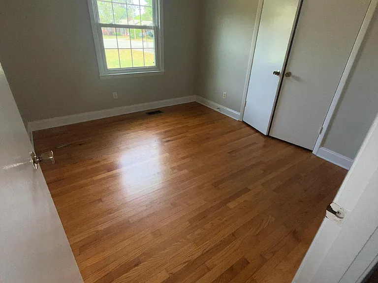1401 Habersham Dr — Photo 8