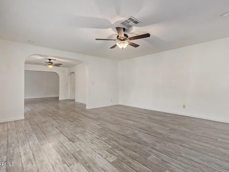 5401 E Exeter Blvd — Photo 15