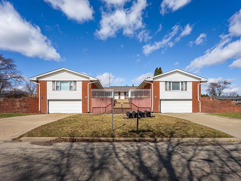1st image of 5870 Garrett Ln