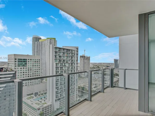 88 SW 7th St APT 2008, Miami, FL 33130