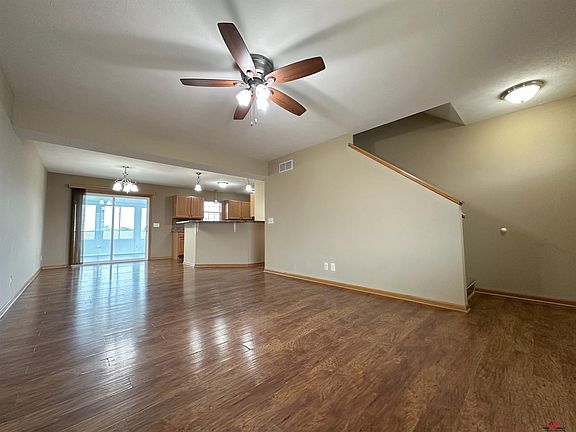 3rd image of 5242 N 9th Cir