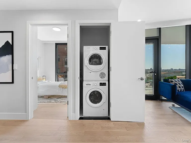 4415 College Point Blvd #4G — Photo 8