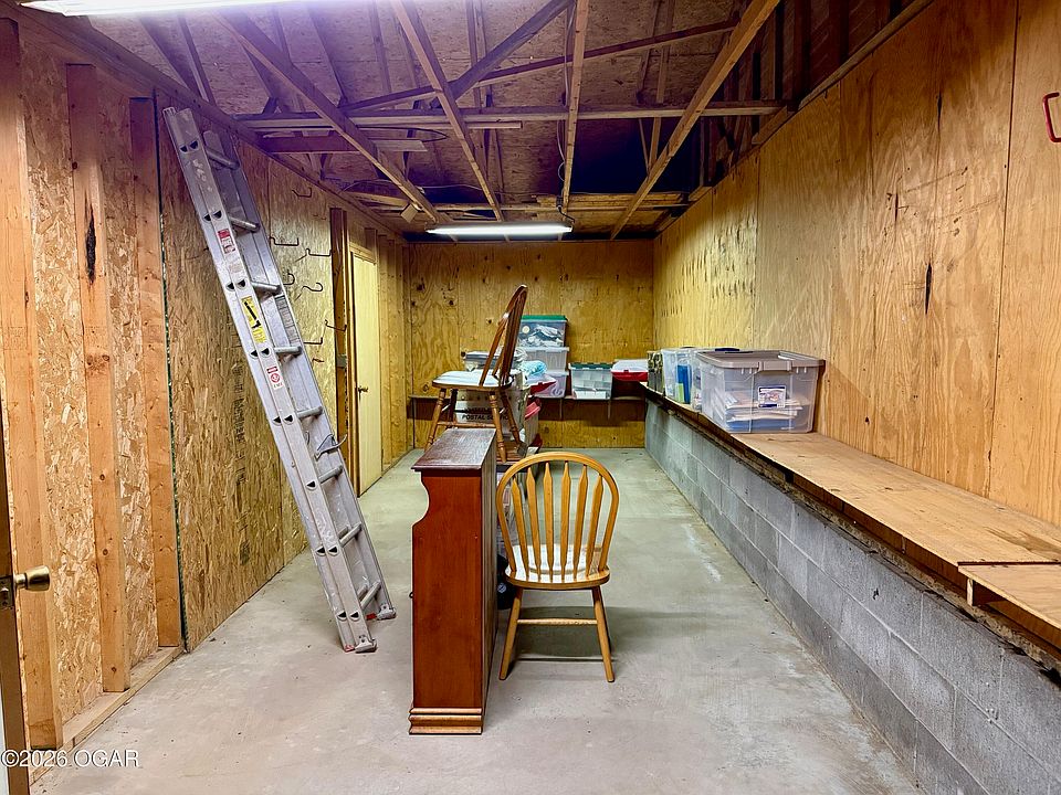 16th image of 701 Jefferson Ave