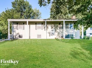 12816 Crystal Ave, Grandview, MO 64030