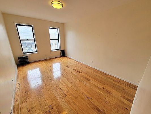 1st image of 647 W 169th St #3D