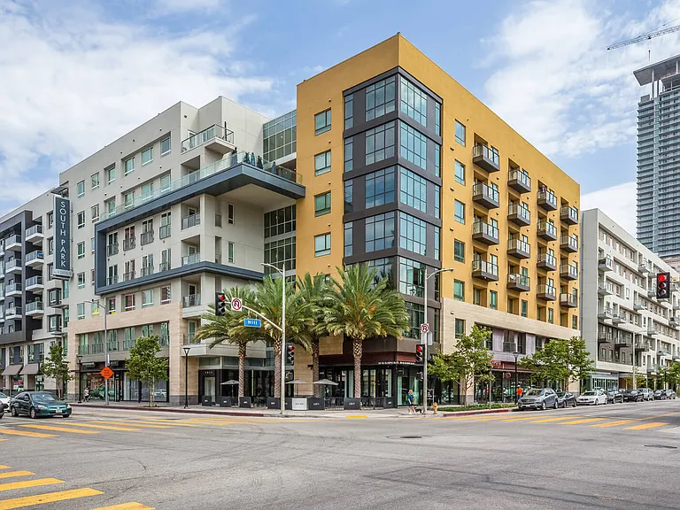 Our Windsor Communities team is ready to provide you with a personalized tour