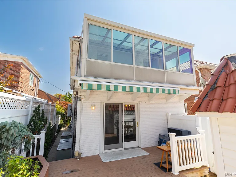 191 Beach 140th St — Photo 31