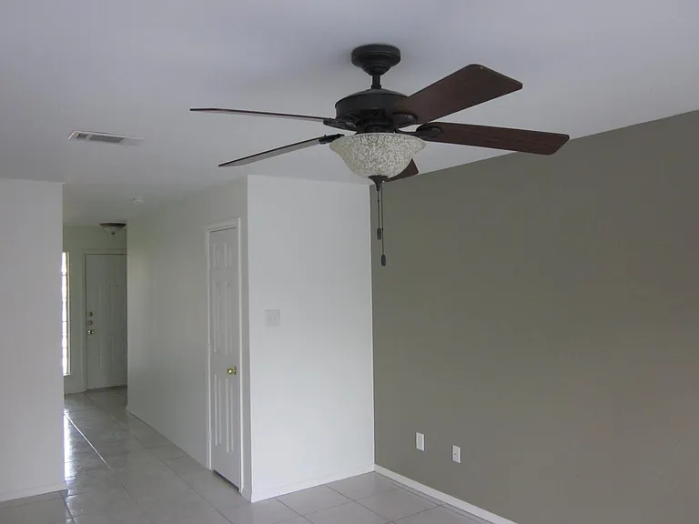 7513 Ederville Rd — Photo 3