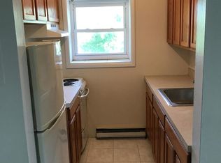 414 Garretson Ave APT 2A, Staten Island, NY 10305