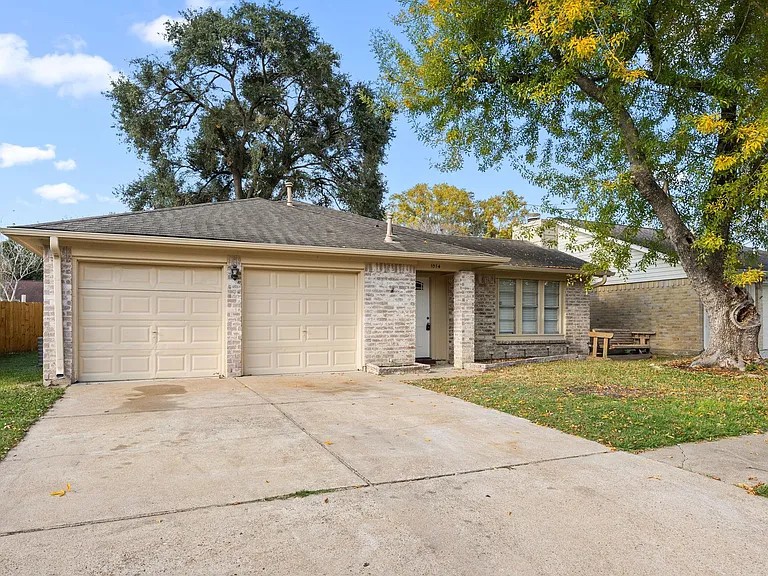 1014 Three Forks Dr — Photo 2