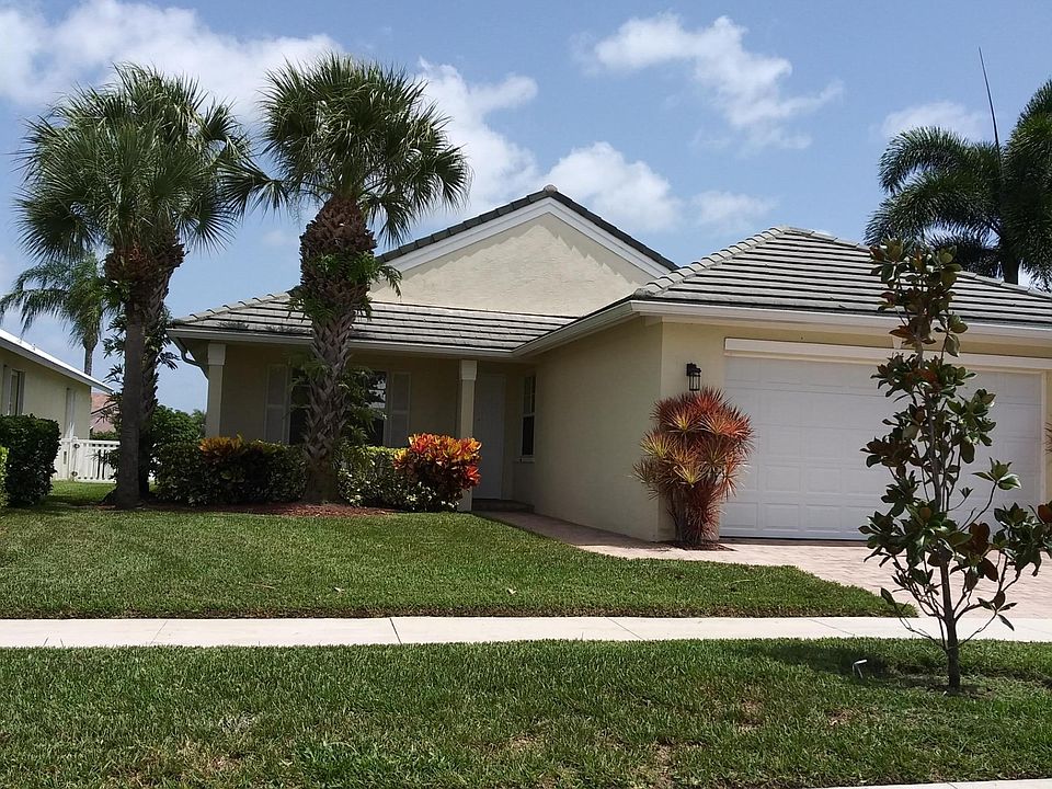 1st image of 124 NW Swann Mill Circle
