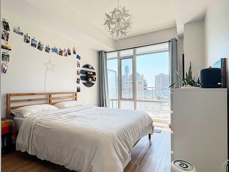 365 Prince Of Wales Dr #1203 — Photo 7