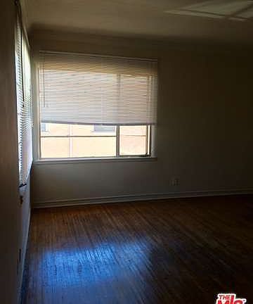 4th image of 213 S Gale Dr #3
