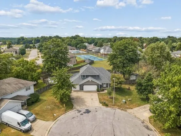 2981 W Westchester Court, Springfield, MO 65810