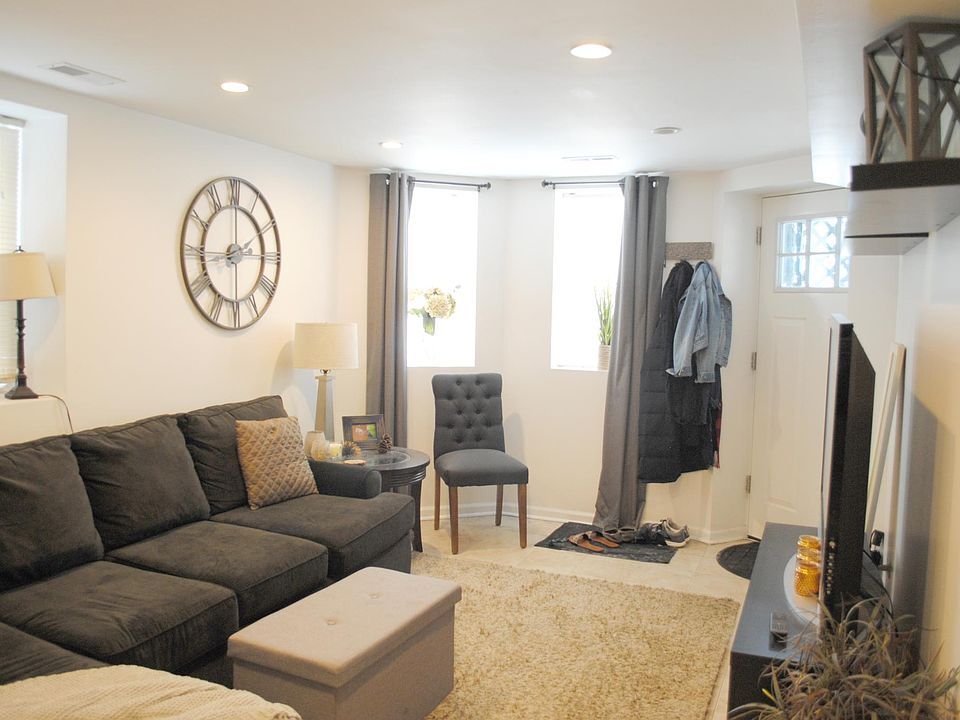 1st image of 2940 N Kimball Ave