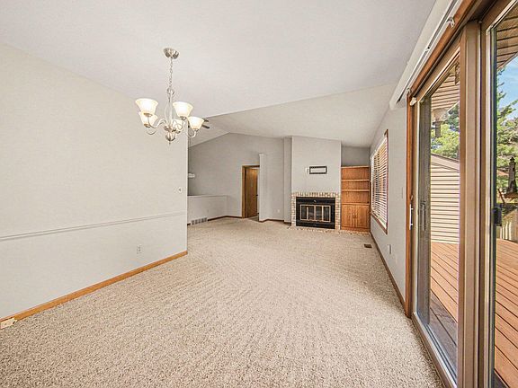 2nd image of 2810 S Wood Dale Dr