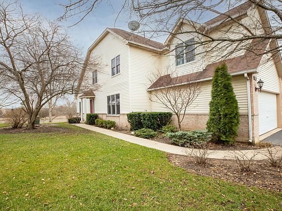 2nd image of 840 Thornwood Dr