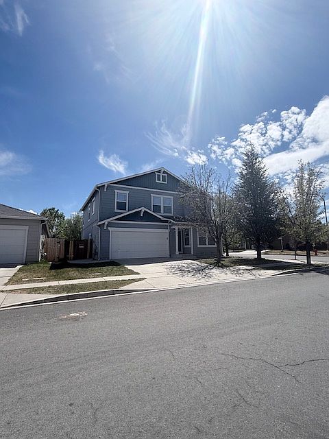 front view, corner lot