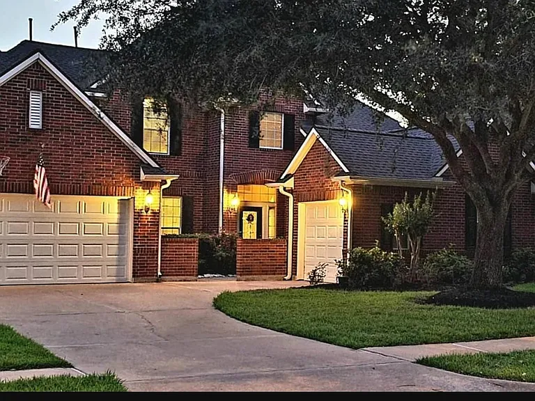 23631 Finbury Ln — Photo 2